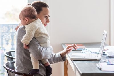 Thuê người giúp việc nhà: bạn có thật sự vô trách nhiệm với gia đình?