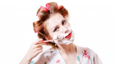 Bật mí cách cạo lông mặt cho da mềm mại và mịn màng