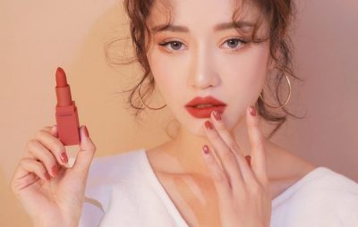 Rực rỡ hơn nắng hè với những thỏi son cam đỏ