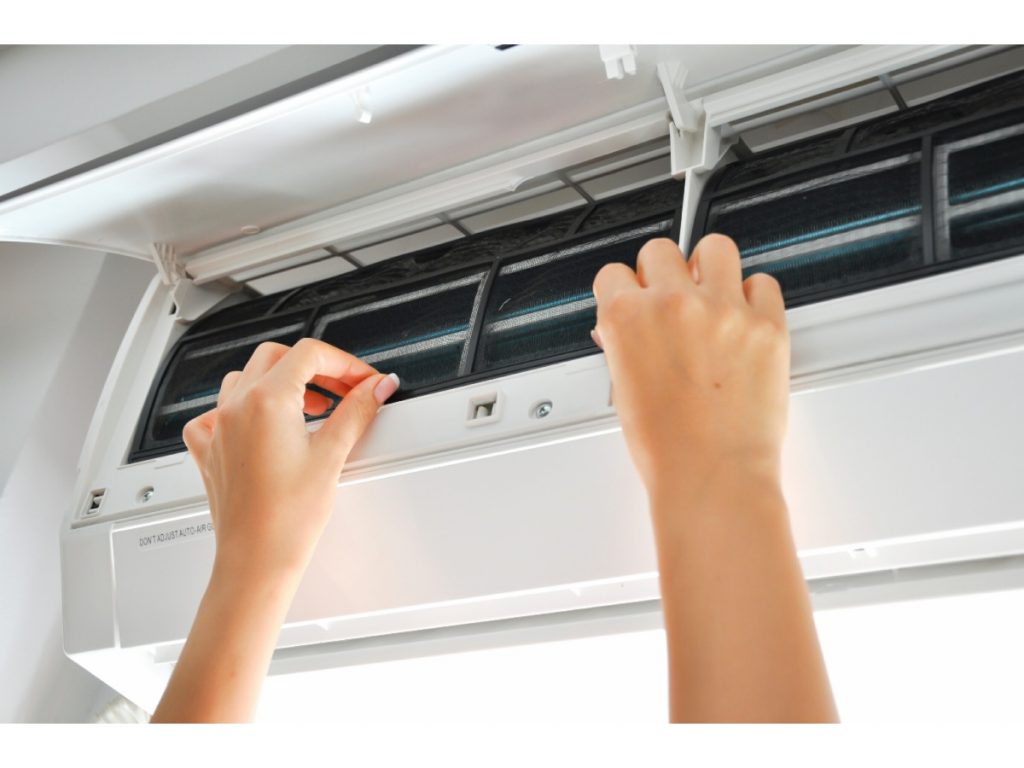 vệ sinh và bảo trì máy lạnh