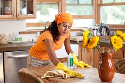 Hài hước quanh câu chuyện về người giúp việc nhà
