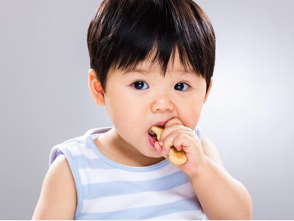 món ăn cho trẻ khi mọc răng