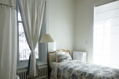 Các phương pháp vệ sinh rèm cửa để tăng thẩm mỹ cho ngôi nhà