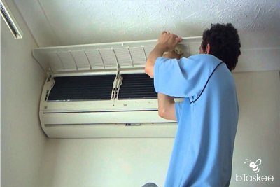 Truy tìm nguyên nhân máy lạnh có mùi và cách khắc phục