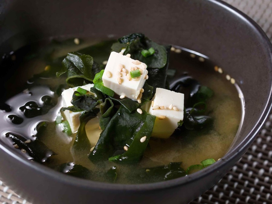 seaweed-soup-unique-international-dishes