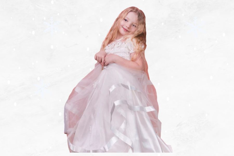 Trang phục công chúa bạch tuyết cho bé gái